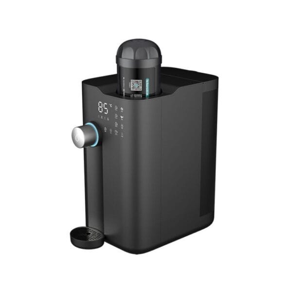 High-quality water filter machine with digital display and user-friendly controls for clean, fresh drinking water. Compact design ideal for home or office use.